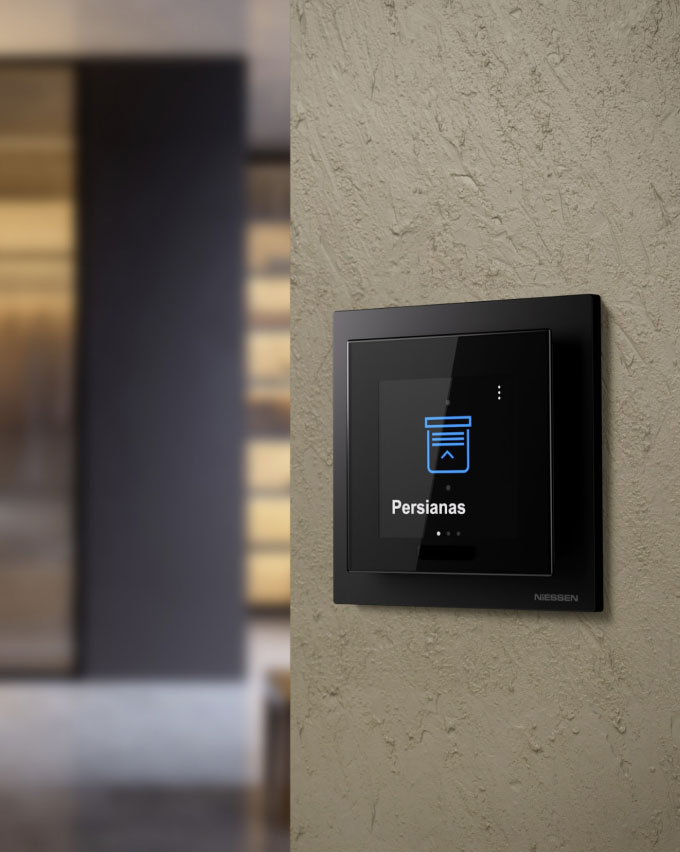 Instalación interruptor display táctil ALBA